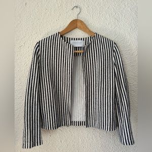 Harris Wharf London Blazer – White & Navy Size 44 IT